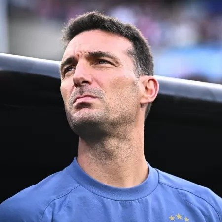 Lionel Scaloni deve renovar contrato com a Argentina até a Copa do Mundo de 2030