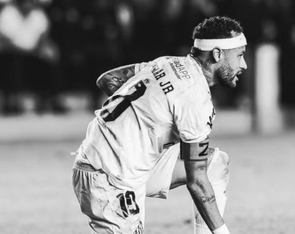 Neymar se manifesta após eliminação do Santos: “Dias melhores virão”