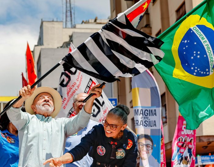 Caminhada de Lula em São Paulo tem atrito entre organização e PM