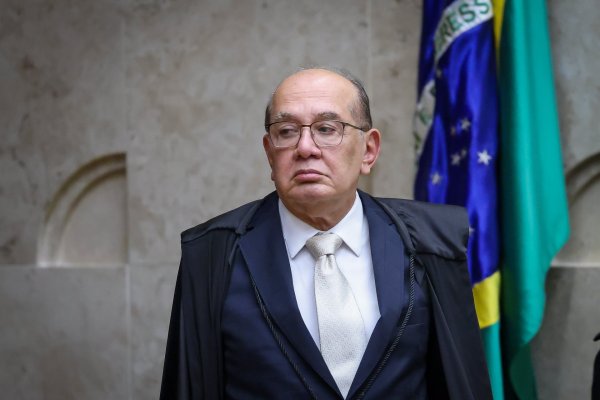 Gilmar critica “vazamentos seletivos” em fala no aniversário da presidência de Fachin no STF