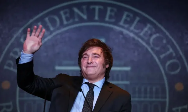 Itamaraty convoca representante da Argentina para cobrar informações sobre saída de Flávio Bolsonaro do Brasil