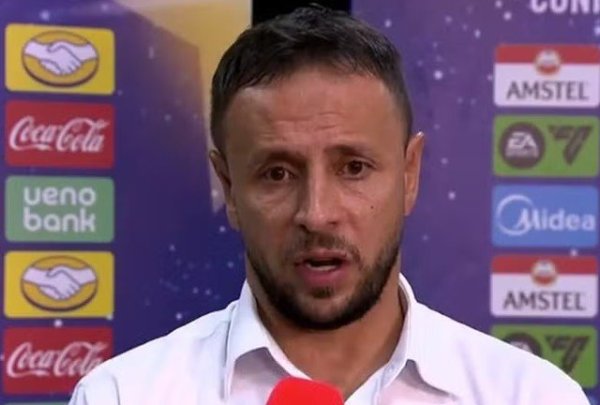 Conmebol cita xingamentos de Rafinha e São Paulo pode receber multa de até R$ 1 milhão